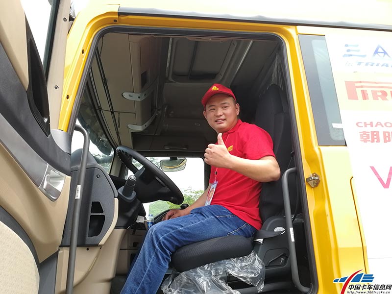 劉飛師傅說：“重在參與，對于今天的比賽有信心”