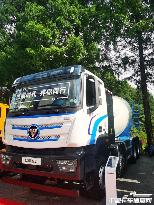 歐曼智藍8x4361kwh攪拌車外觀.jpg